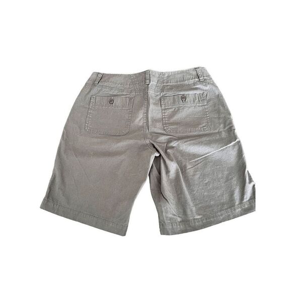 Dockers Ladies Shorts Grey size 6 - Picture 2 of 7